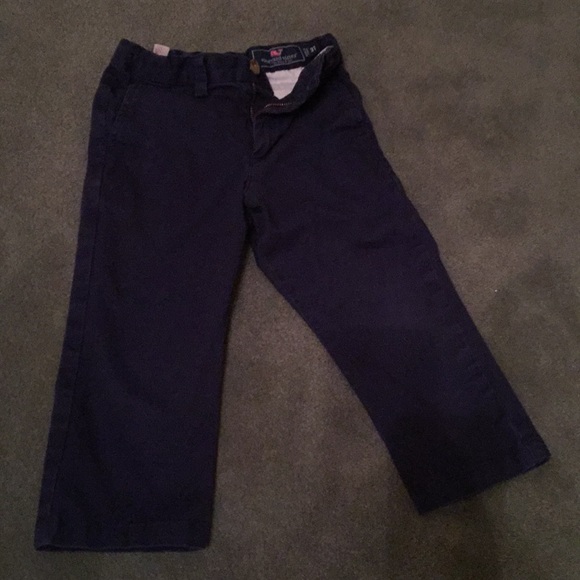Vineyard vines - Picture 1 of 1